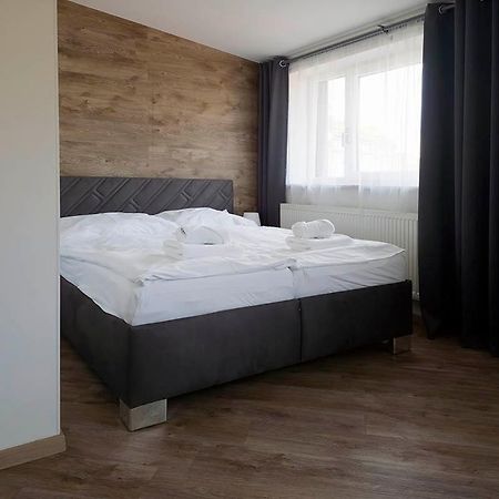 Novohradska Hotel Ceske Budejovice Bagian luar foto