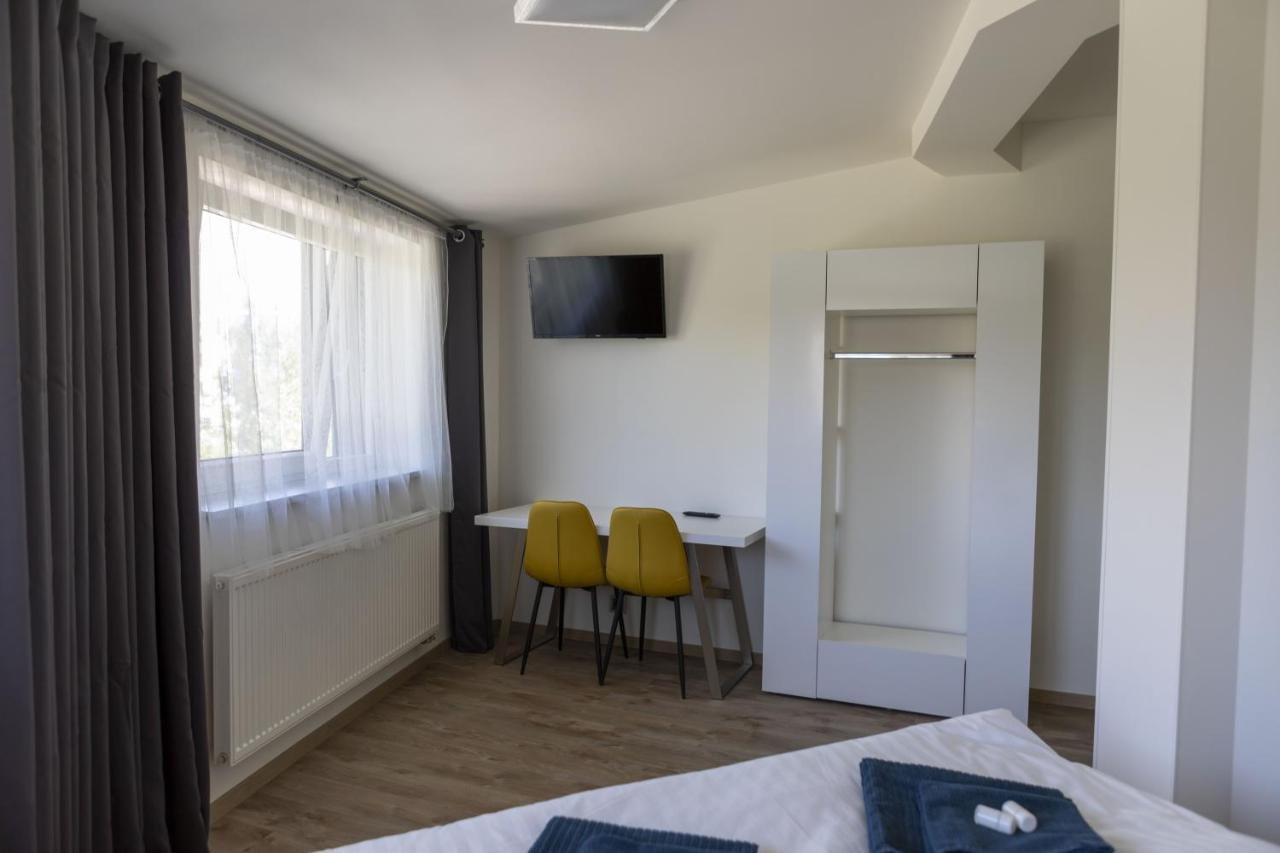 Novohradska Hotel Ceske Budejovice Bagian luar foto