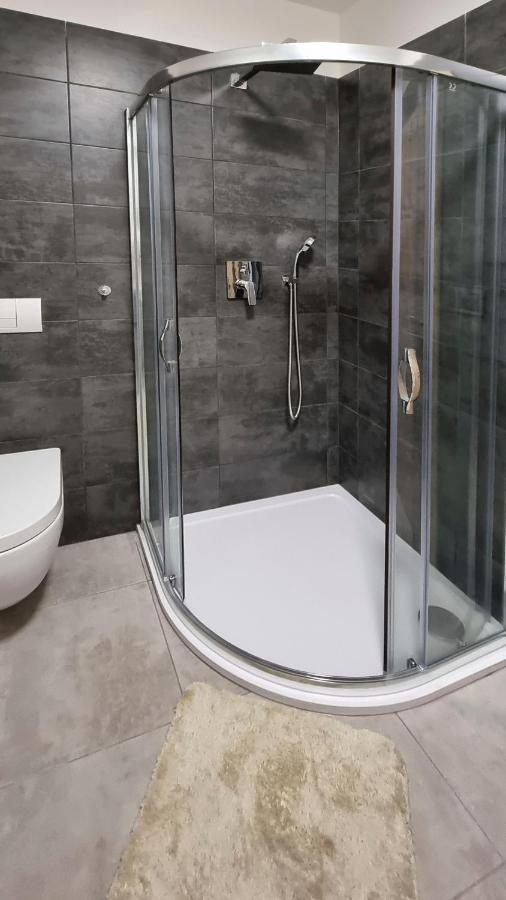 Novohradska Hotel Ceske Budejovice Bagian luar foto