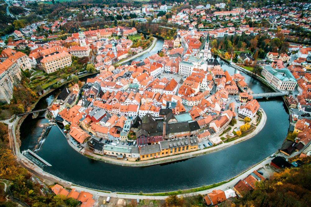 Novohradska Hotel Ceske Budejovice Bagian luar foto